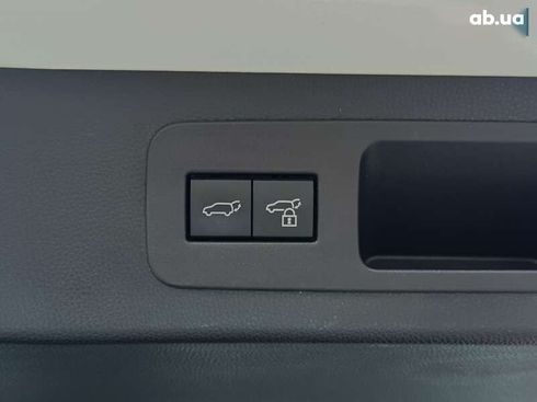 Toyota Land Cruiser 2022 - фото 25