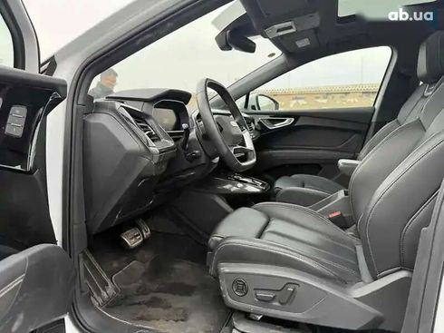 Audi Q4 e-tron 2024 - фото 7