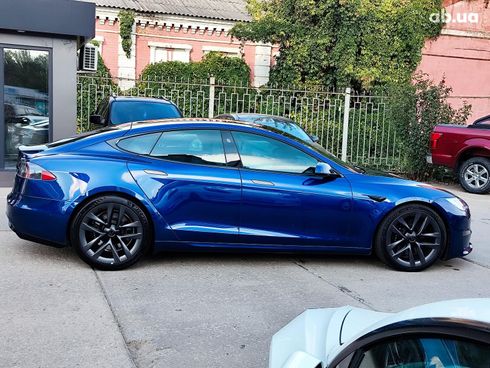 Tesla Model S 2022 синий - фото 14