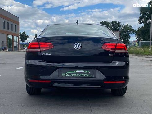 Volkswagen Passat 2017 - фото 10