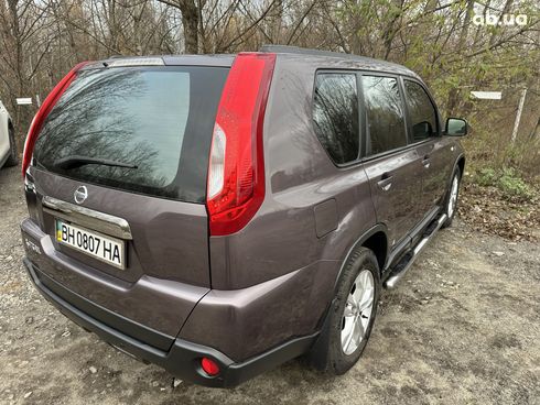 Nissan X-Trail 2012 пурпурный - фото 6