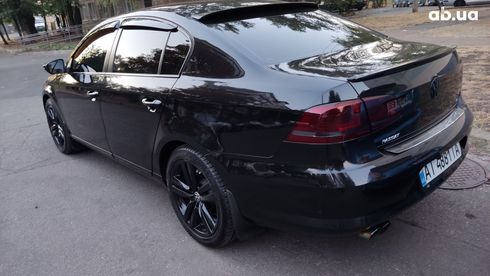 Volkswagen Passat 2012 черный - фото 4