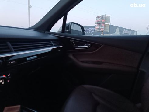 Audi Q7 2017 серый - фото 34