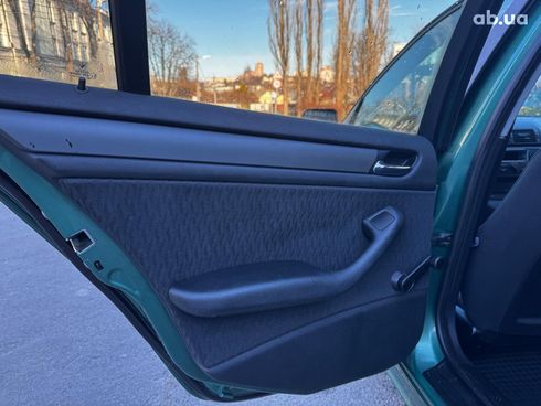 BMW 3 серия 2000 зеленый - фото 23