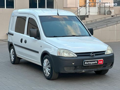 Opel Combo 2011 белый - фото 3