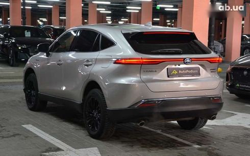 Toyota Venza 2021 - фото 11