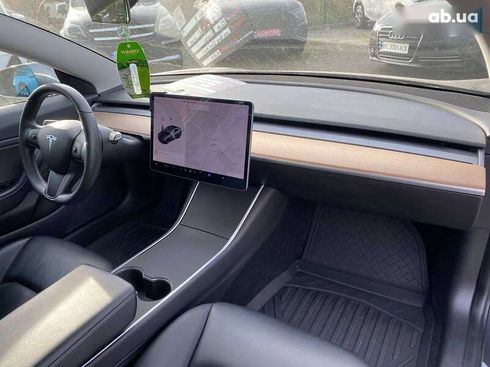 Tesla Model 3 2019 - фото 9