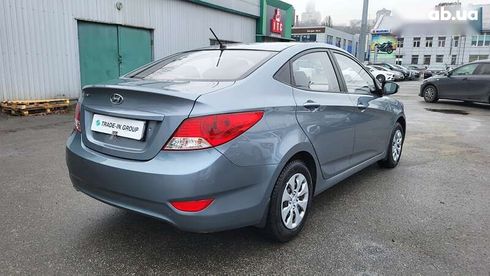 Hyundai Accent 2019 - фото 10