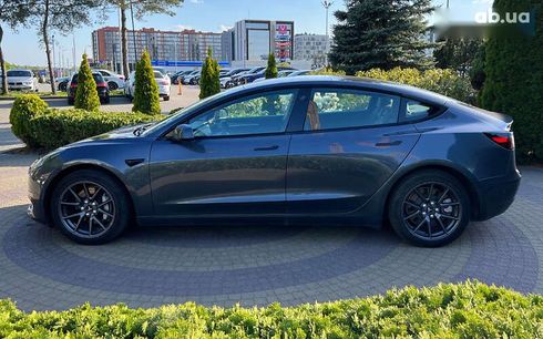 Tesla Model 3 2022 - фото 4