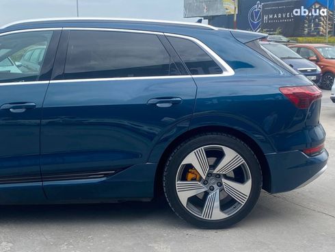 Audi E-Tron 2019 синий - фото 7