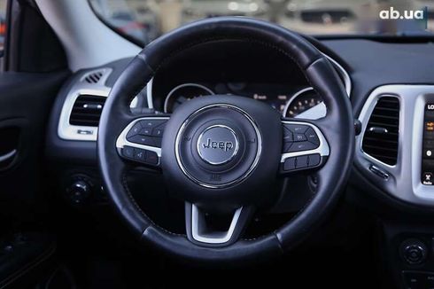 Jeep Compass 2017 - фото 16