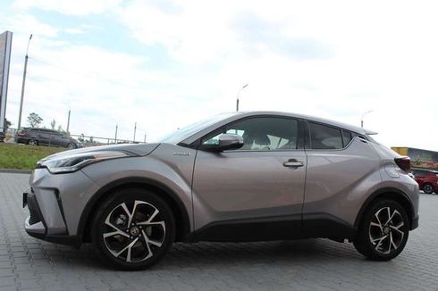 Toyota C-HR 2019 - фото 17