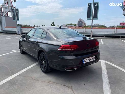 Volkswagen Passat 2018 - фото 7