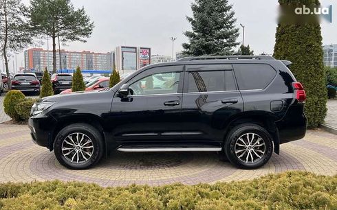 Toyota Land Cruiser Prado 2019 - фото 4