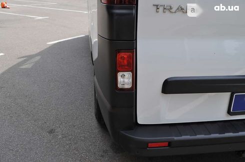 Renault Trafic 2019 - фото 23