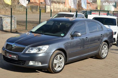 Skoda Octavia 2010 - фото 3