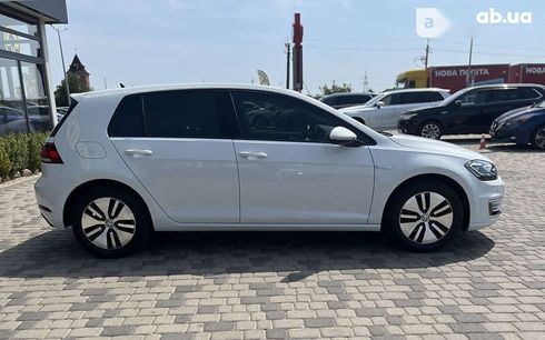 Volkswagen e-Golf 2019 - фото 8