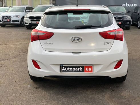 Hyundai i30 2012 белый - фото 23