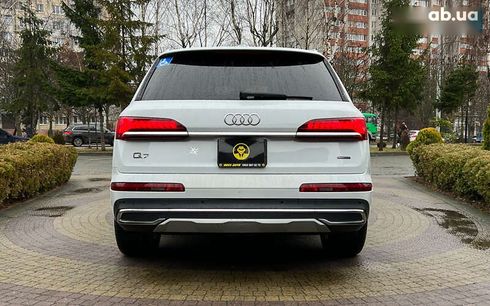 Audi Q7 2020 - фото 6