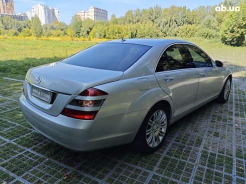 Mercedes-Benz S-Класс 2008 серебристый - фото 8