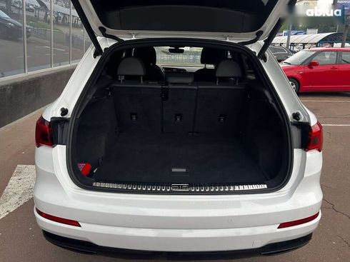 Audi Q3 2021 - фото 22