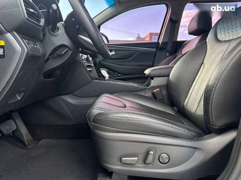 Hyundai Santa Fe 2018 - фото 17