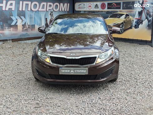 Kia Optima 2010 коричневый - фото 2