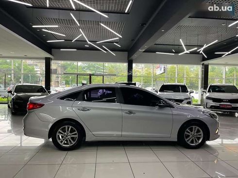 Hyundai Sonata 2016 - фото 7