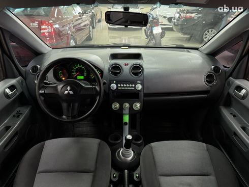 Mitsubishi Colt 2007 черный - фото 11