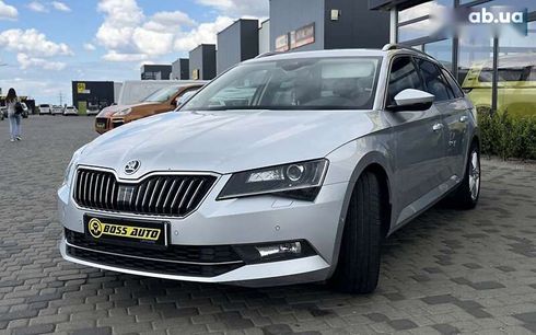 Skoda Superb 2018 - фото 3