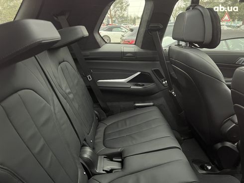 BMW X7 2021 - фото 34