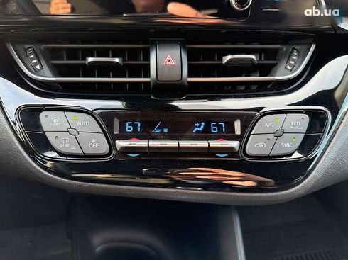 Toyota C-HR 2019 - фото 24