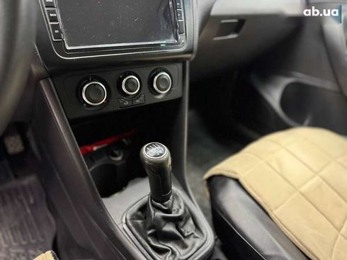 Volkswagen Polo 2011 - фото 10
