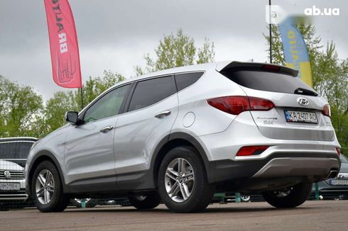 Hyundai Santa Fe 2016 - фото 18