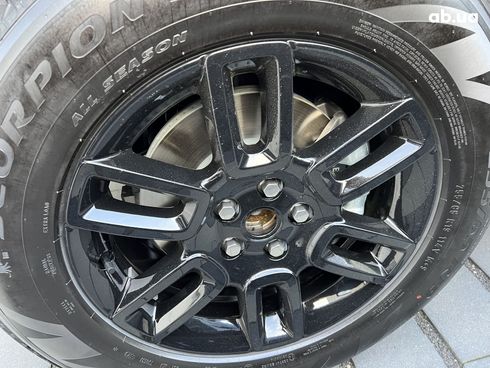 Land Rover Defender 2023 - фото 16