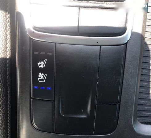 Kia K5 2017 - фото 12