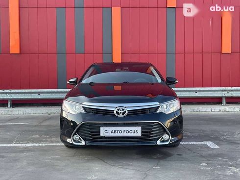 Toyota Camry 2017 - фото 2