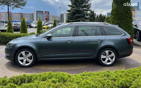Skoda Octavia 2017 - фото 4