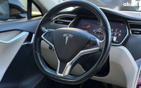 Tesla Model S 2018 - фото 17