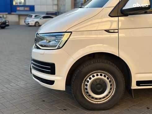 Volkswagen Transporter 2015 белый - фото 10