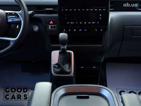 Hyundai Staria 2023 - фото 26