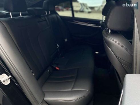 BMW 5 серия 2018 - фото 28
