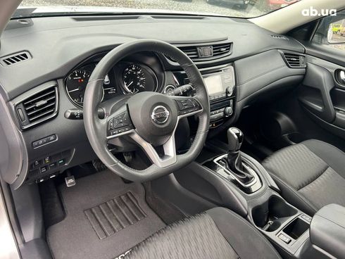 Nissan Rogue 2017 серый - фото 17