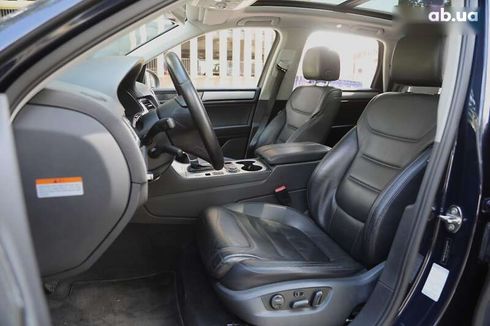 Volkswagen Touareg 2011 - фото 7