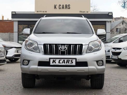 Toyota Land Cruiser Prado 2010 - фото 3