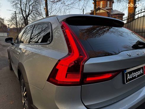 Volvo V90 2017 серый - фото 10