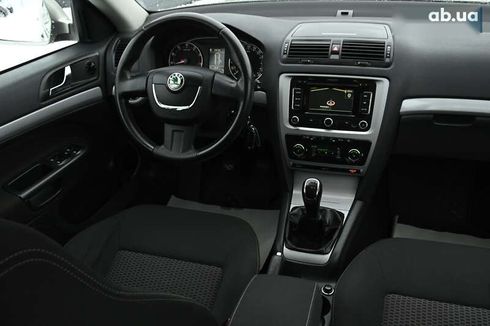 Skoda Octavia 2012 - фото 30
