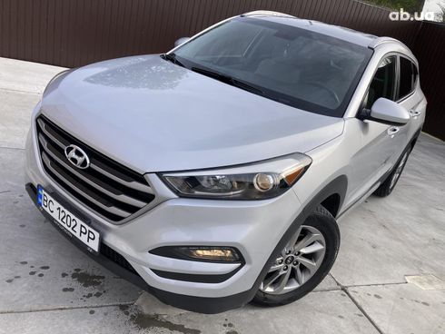 Hyundai Tucson 2018 серебристый - фото 2