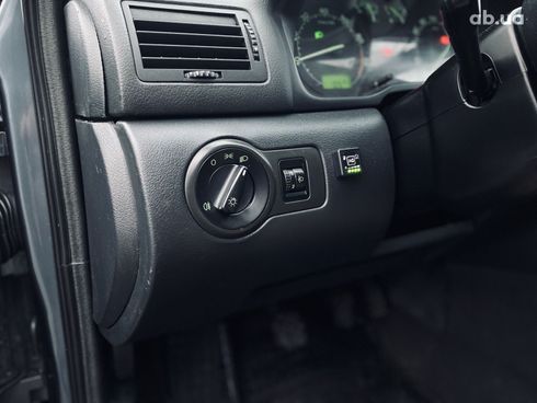 Skoda Octavia 2006 серый - фото 14