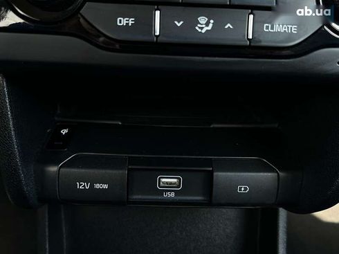Kia Niro 2020 - фото 11